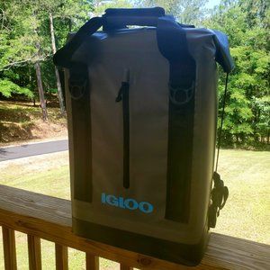 Igloo Wade Welded Cooler Backpack